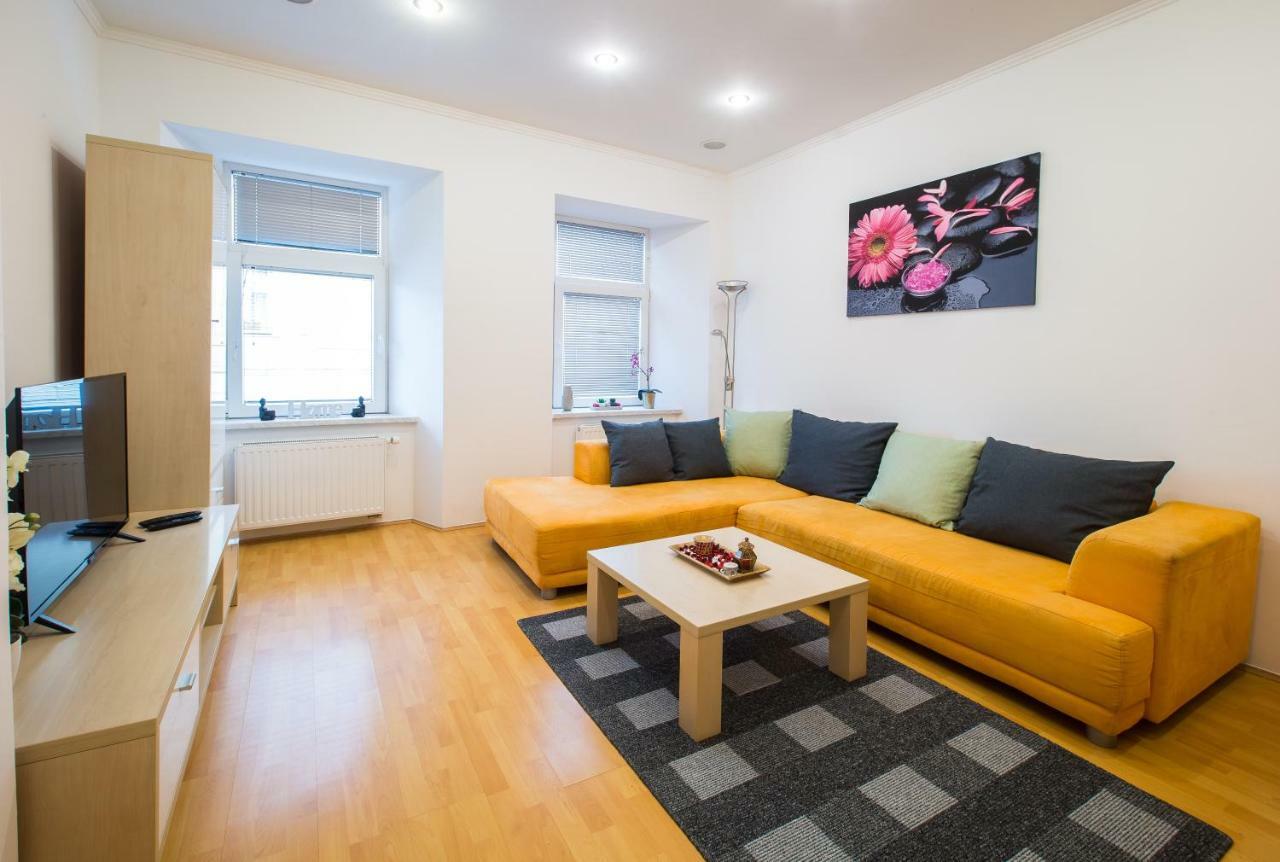Bella Donna Lägenhet Maribor Exteriör bild